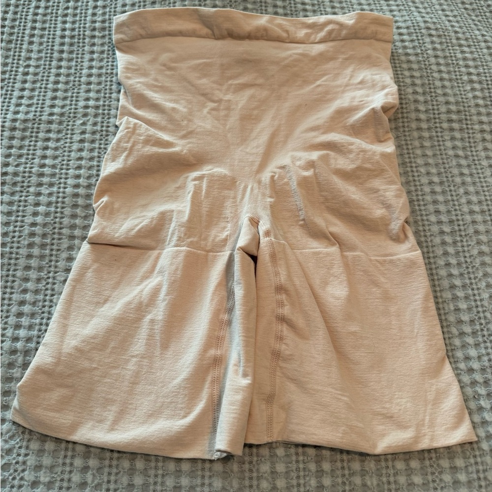 SPANX Cream High-Waisted Spapewear
